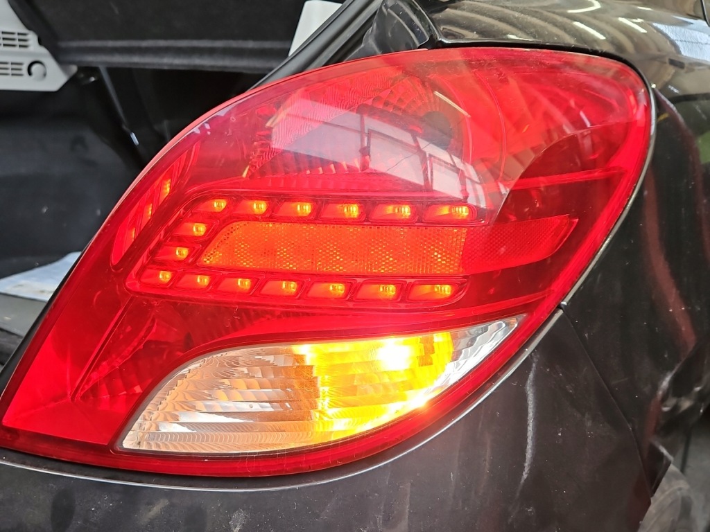 фото №1, Лампа задня задня права peugeot 207 hb 09-12