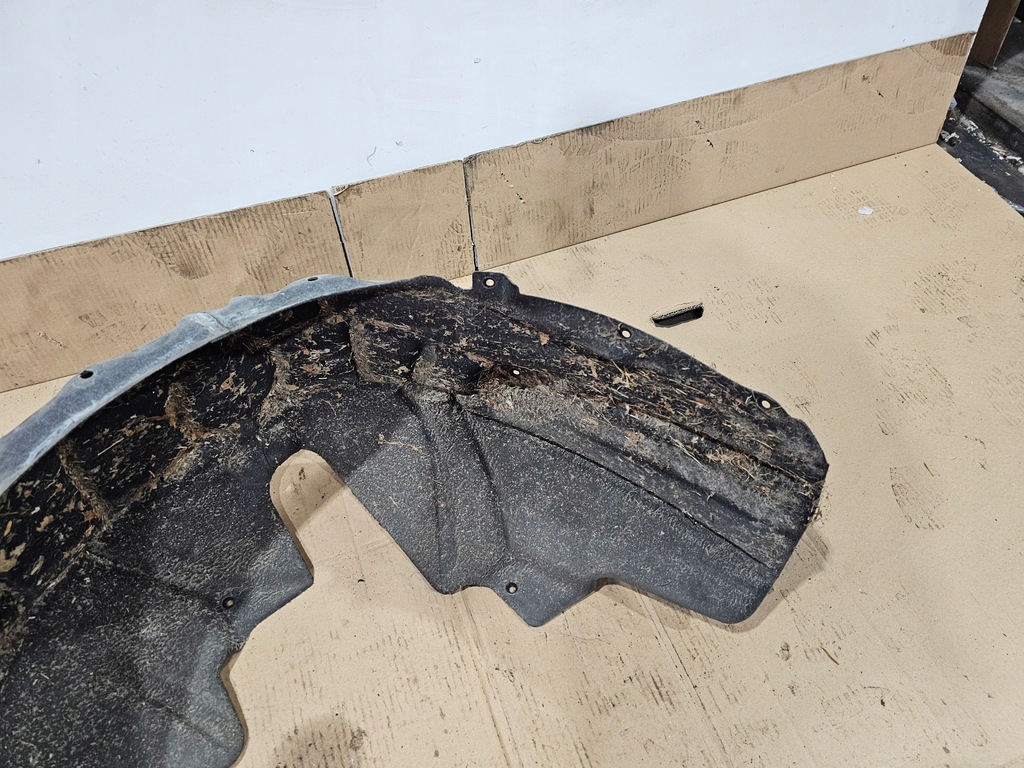 фото №5, Подкрылок левый задняя audi a3 8v 8v5810171b sedan оригинал