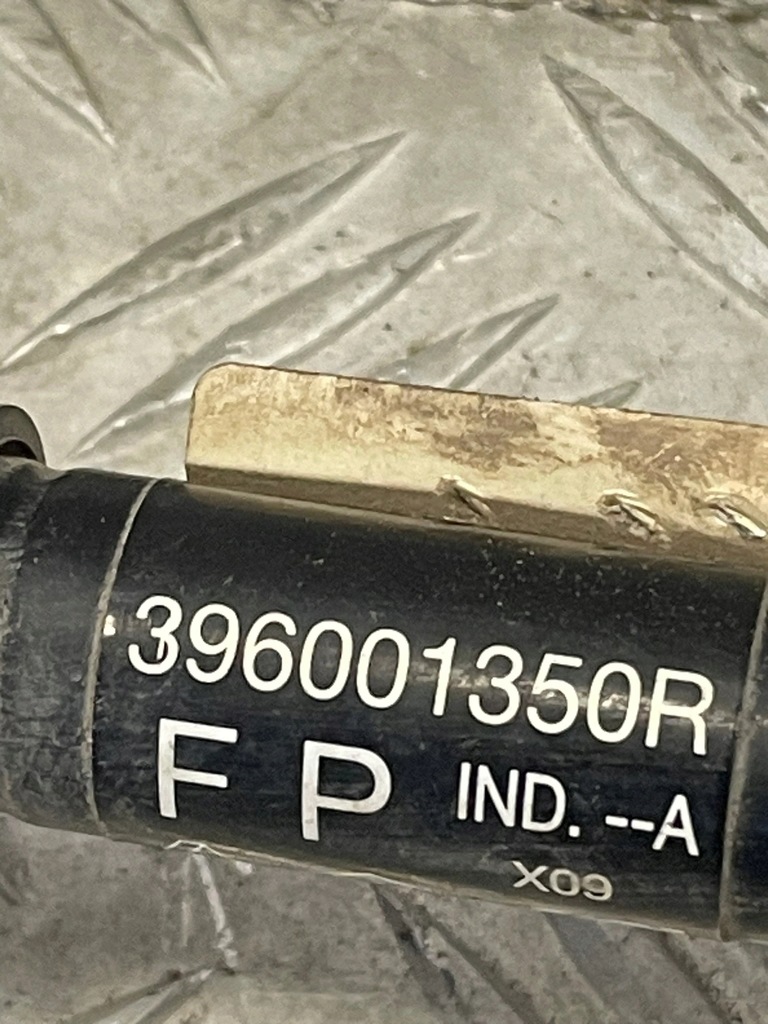 фото №4, Привідний вал лівий/правий задня renault twizy 396001350r org