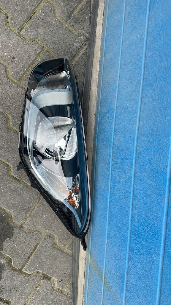 фото №1, Hyundai i20 2012- lift лампа перед левая