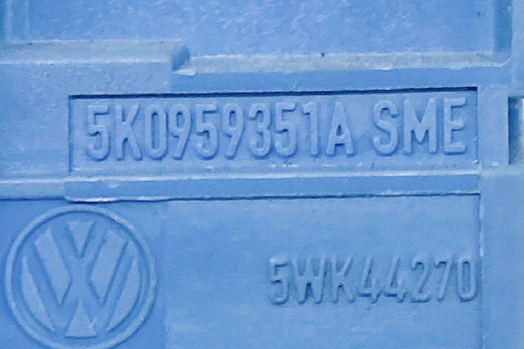 фото №5, Audi q3 8u датчик удару передній правий 5k0959351a 5wk44270 2.0 дизель 1