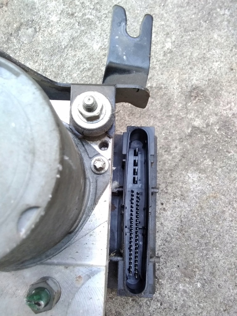 фото №9, Renault clio iii насос abs + штекер 8200890129