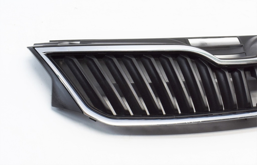 фото №3, Skoda оригинальный номер 5ja853668 решётка радиатора