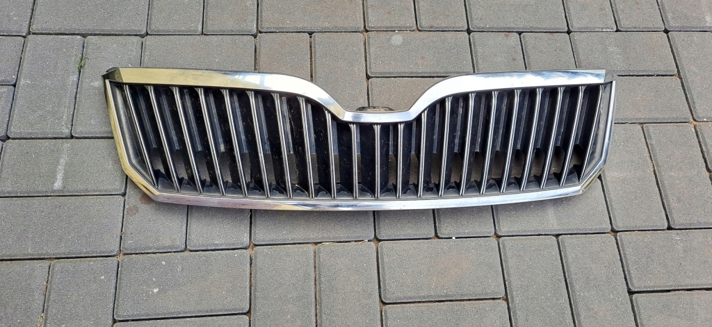 фото №1, Skoda superb ii lift 3t0 решітка радіатора решітка радіатора 3t0853668b