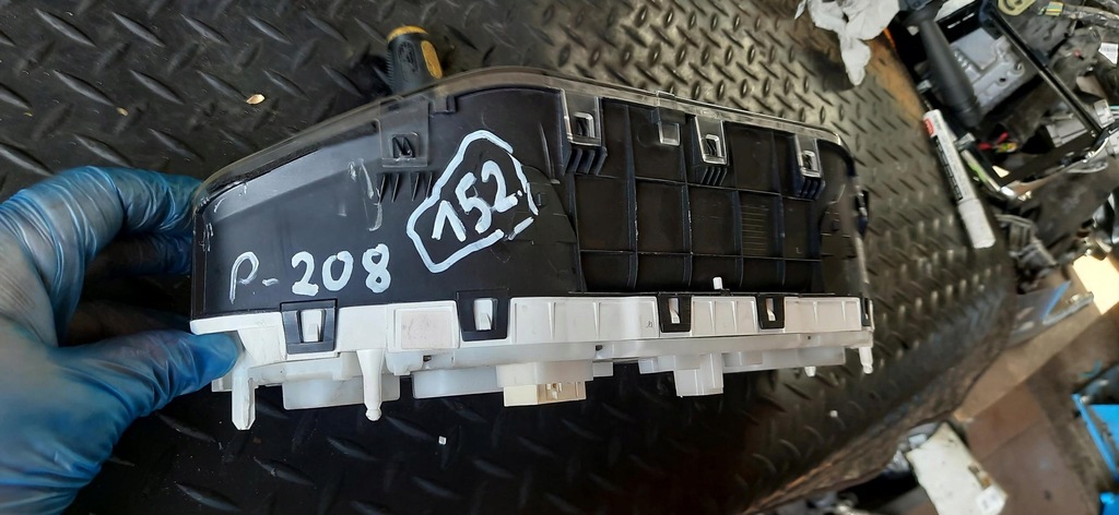 фото №7, Лічильник прилади europa peugeot 208 i 9825986680