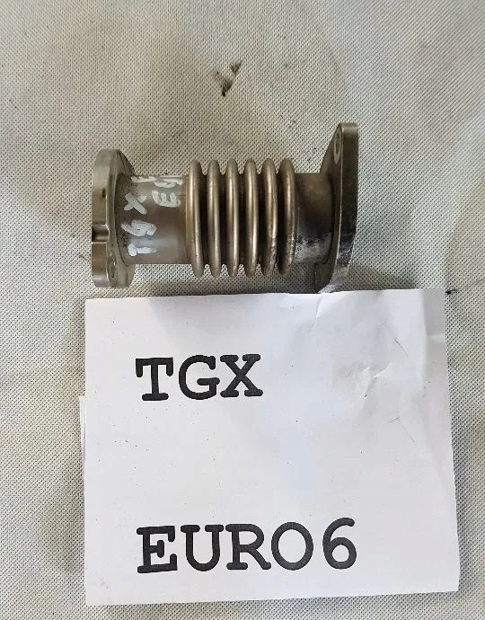фото №1, Труба соединитель egr man tgx tgs euro 6