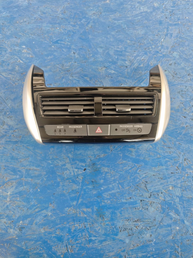 Купити 2023 mitsubishi eclipse cross перемикач 8002d032