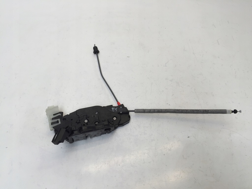 фото №1, Mercedes a w177 2021 замок двері правий задня