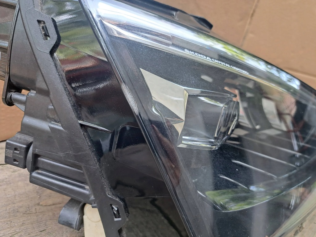 фото №13, Skoda scala фара правый full led