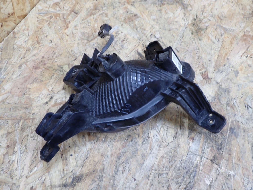 фото №8, Противотуманная фара правый hyundai i30 iii 2020 europa 92208-g42