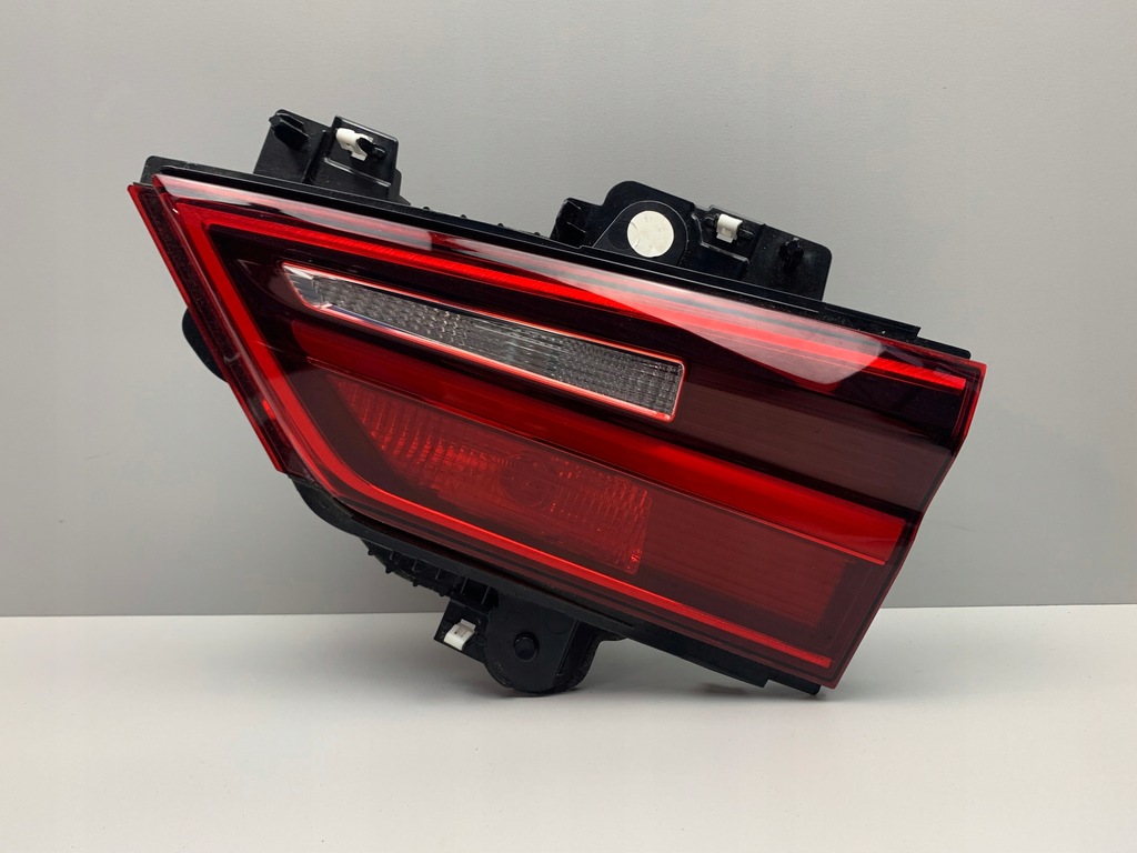 фото №1, Bmw x2 f39 лампа правый задняя w крышка 7420748