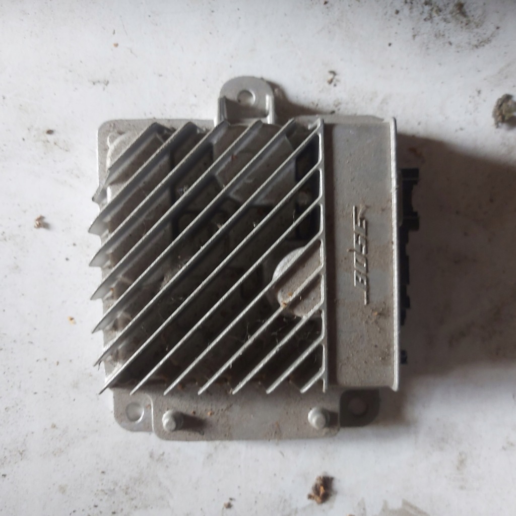 фото №1, Усилитель аудио bose nissan x-trail t32 2806160a