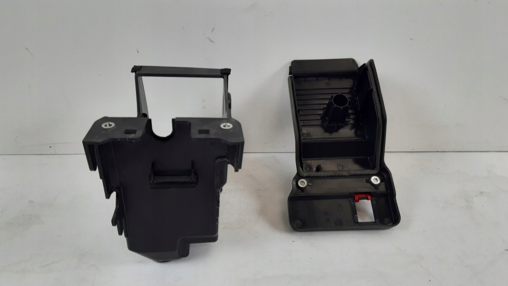 Volvo v60 2 2.0 d4 корпус акумулятор 31651454, 31651455 Зі Шроту