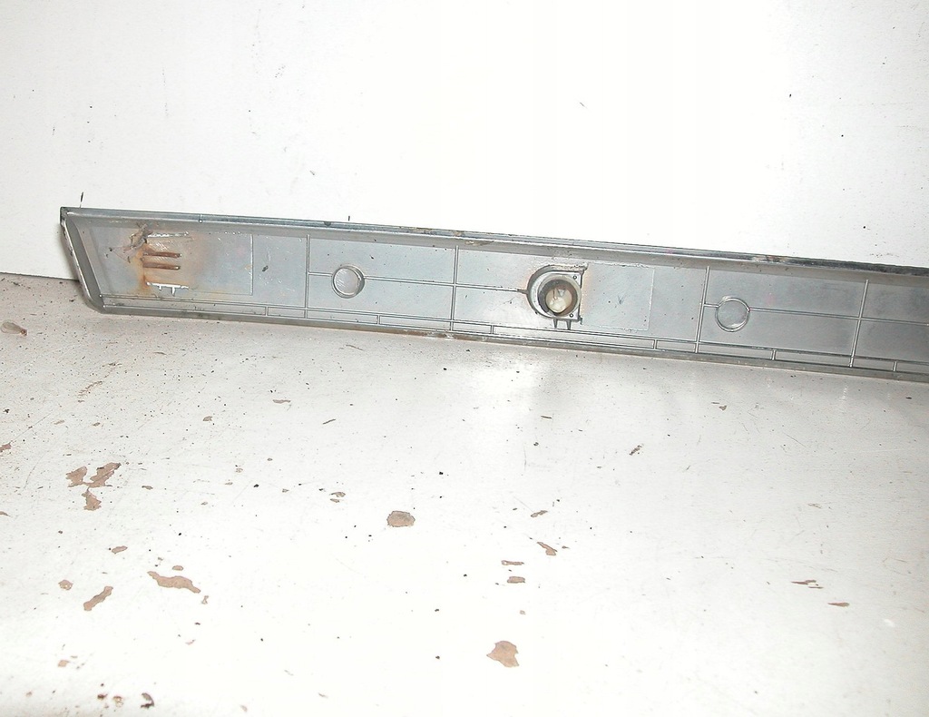 фото №5, Opel antara молдинг накладка кришки задня задній