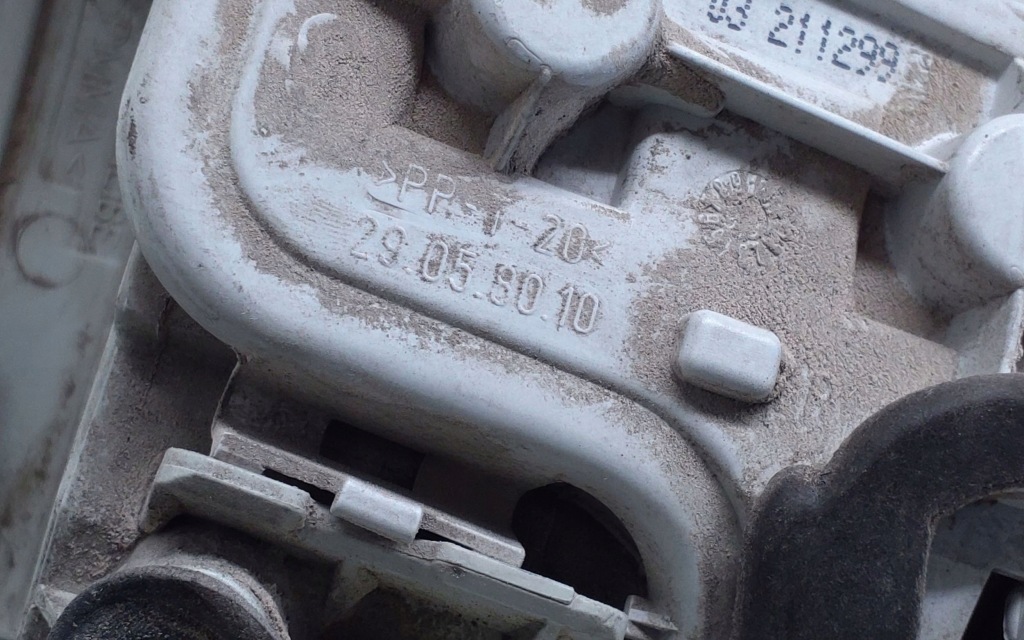 Купити 1999 opel astra g лампа задня 03211299