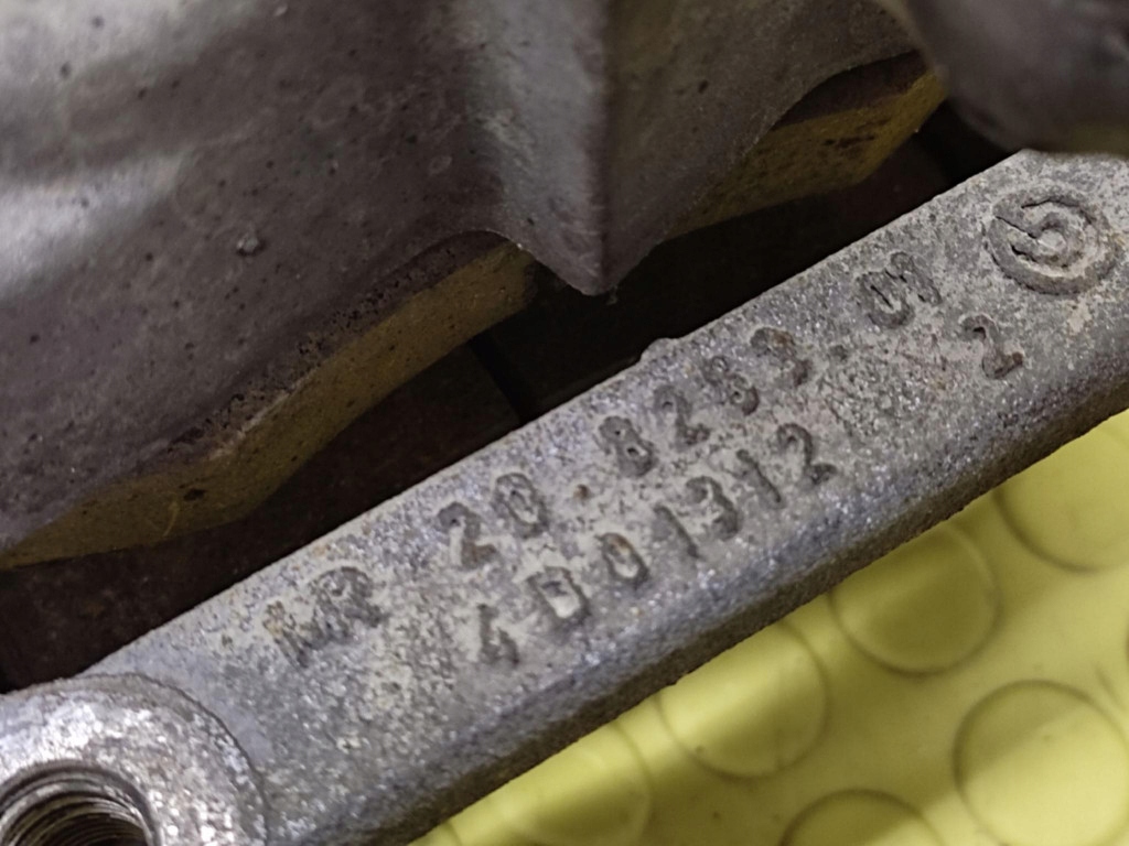 фото №6, Mercedes w211 супорт гальмівний лівий перед 20704703