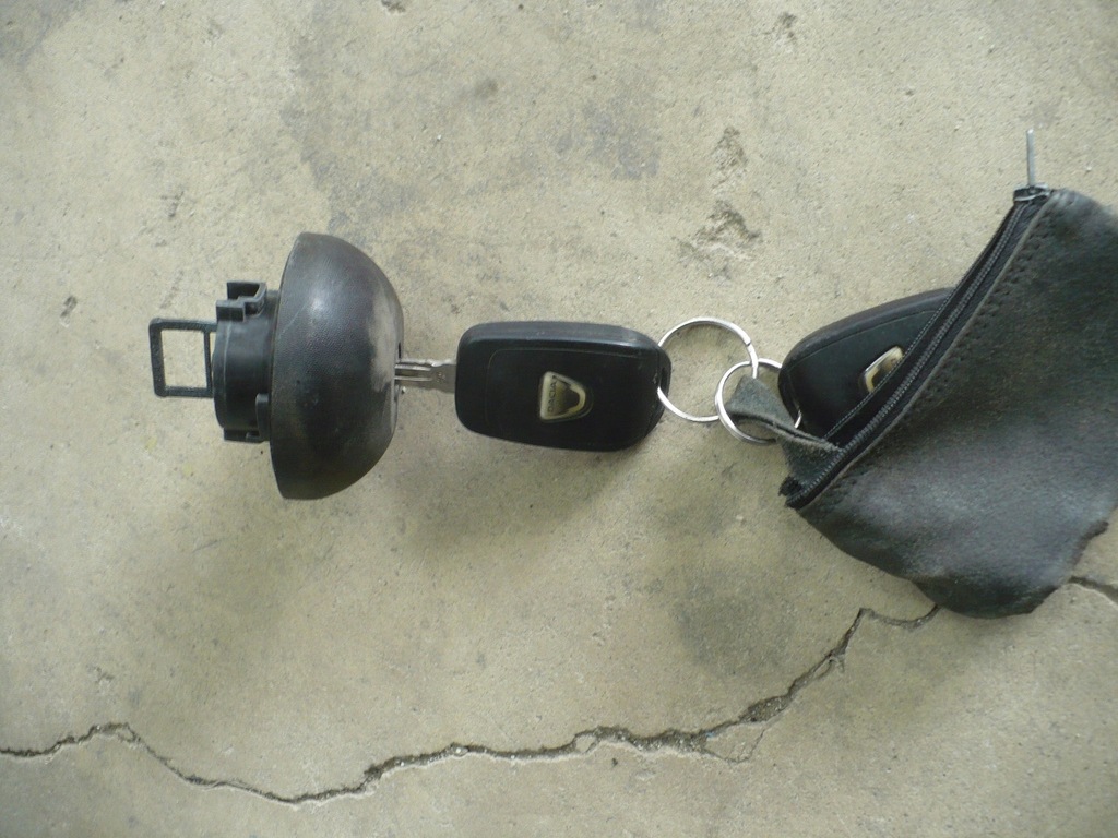 фото №7, Dacia lodgy dokker 1.2tce набір стартовий бортовий комп'ютер ключ замок запалювання комплект