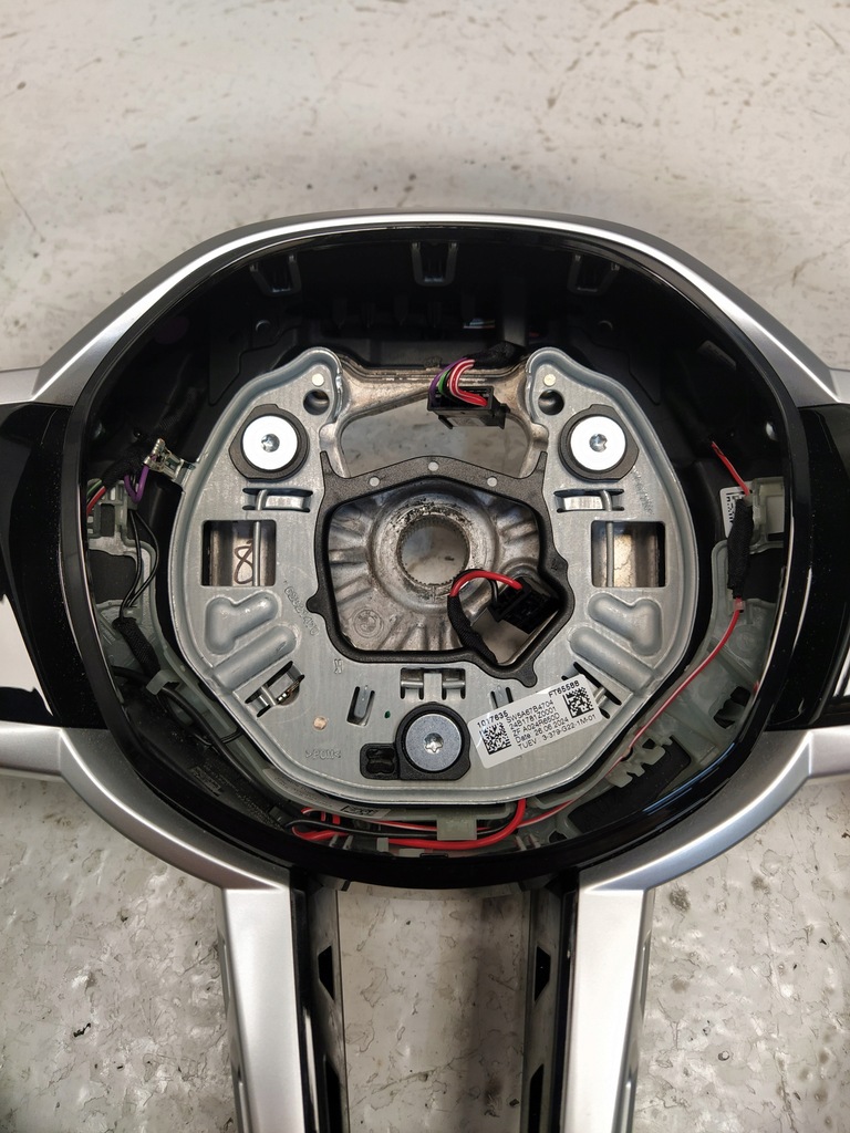 фото №9, Bmw 4 g22 g23 g24 g26 повітропровід багатофункціональний m-pakiet пелюстки перемикання вібрації