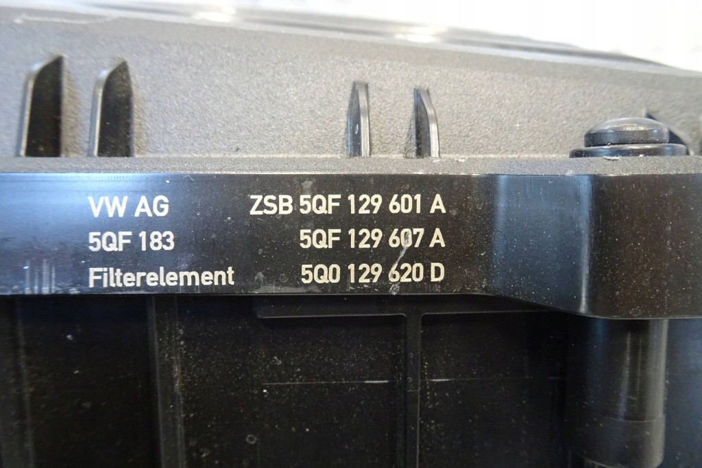 фото №3, Vw -t-roc - корпус фильтра воздуха 5qf129601a