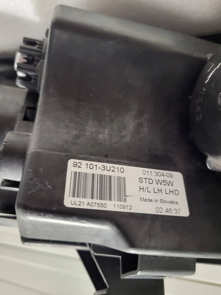 фото №8, Kia sportage iii линза zw лампа левый перед 92101-3u210