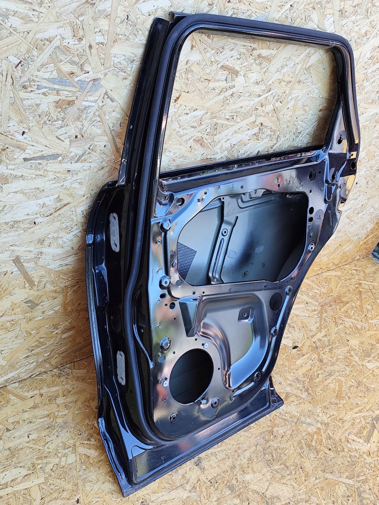 фото №7, Двері праве задня задні land range rover evoque k8d220254 доставка