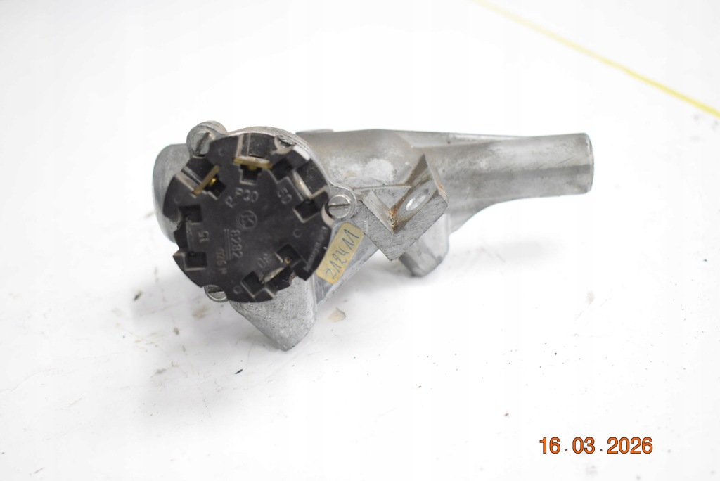 Купить Аппарат зажигание mercedes w110 w111