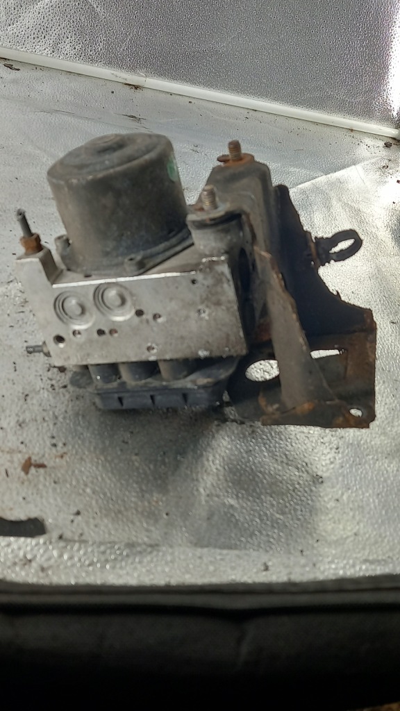 фото №1, Насос abs mazda 6 03r kombi gj6e-437a0