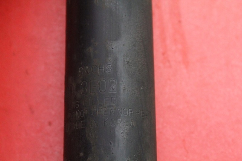 фото №8, Амортизатор правый задняя kia sorento 1 i 2.4 gdi 4x4