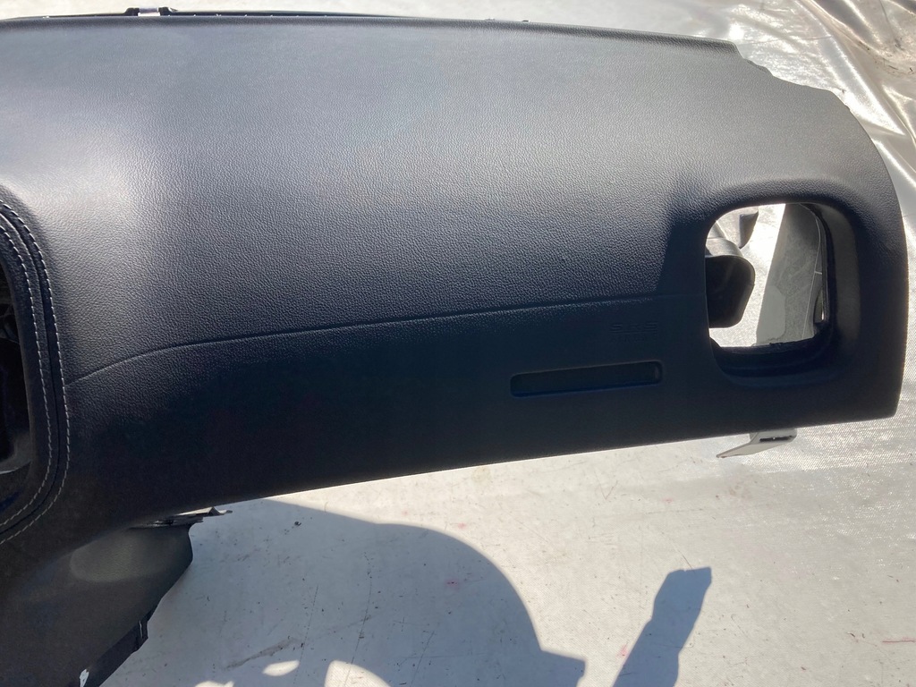 фото №9, Dodge charger панель приладів консоль панель приладів подушки безпеки повітряні подушка безпеки ремені шкіра !!