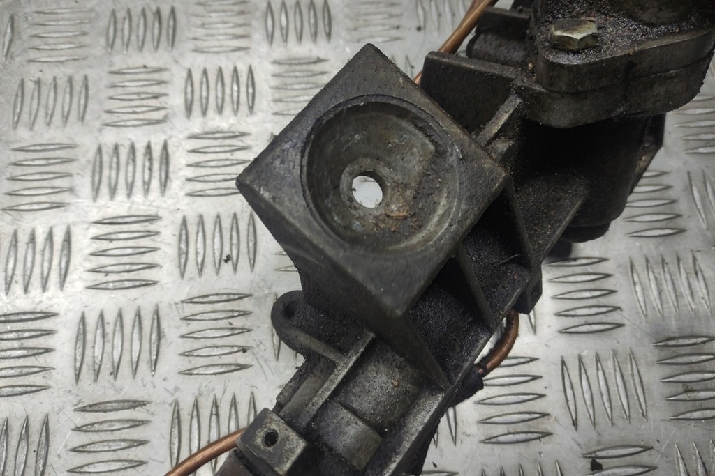 фото №8, Рулевая рейка volvo v70 ii sw p9173137 2.5l дизель 103kw 2004