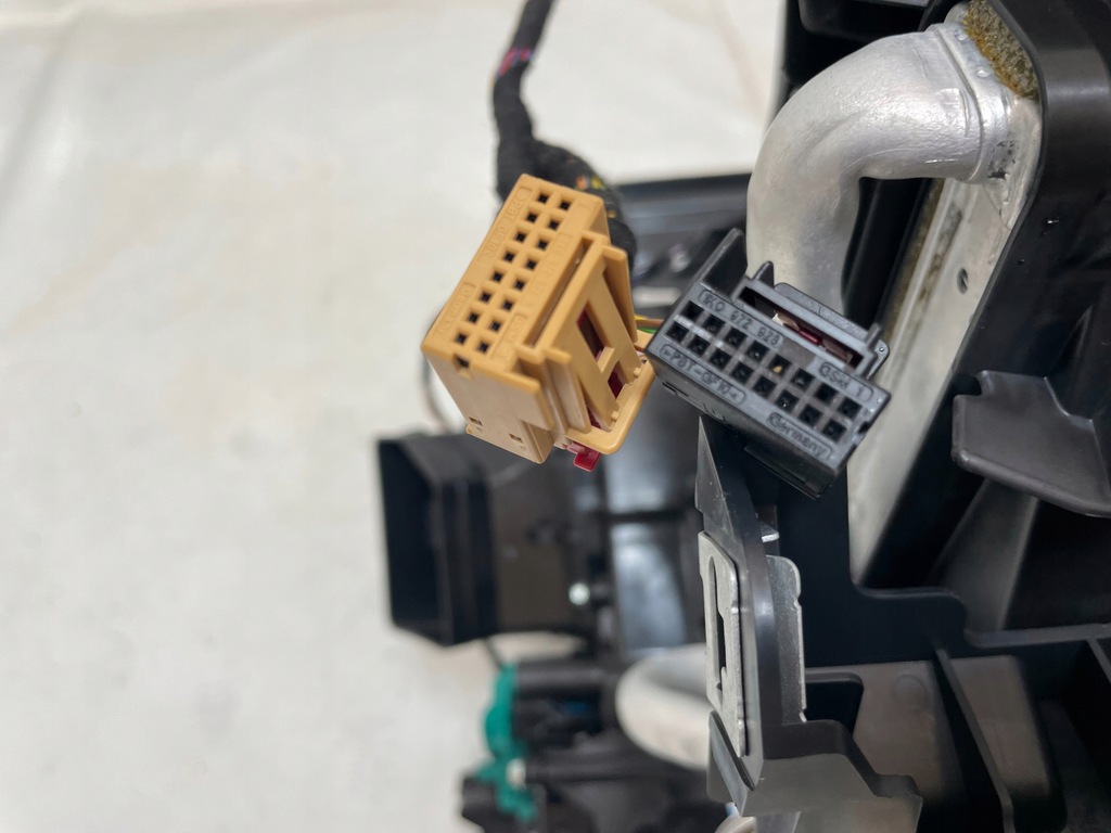 фото №14, Vw atlas 18-24 обігрівач передня usa