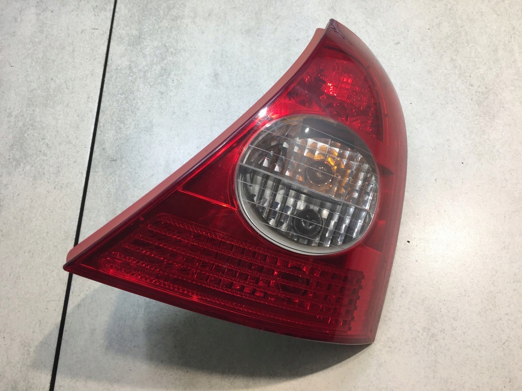 фото №1, Лампа правий задня clio ii fl 8200071414