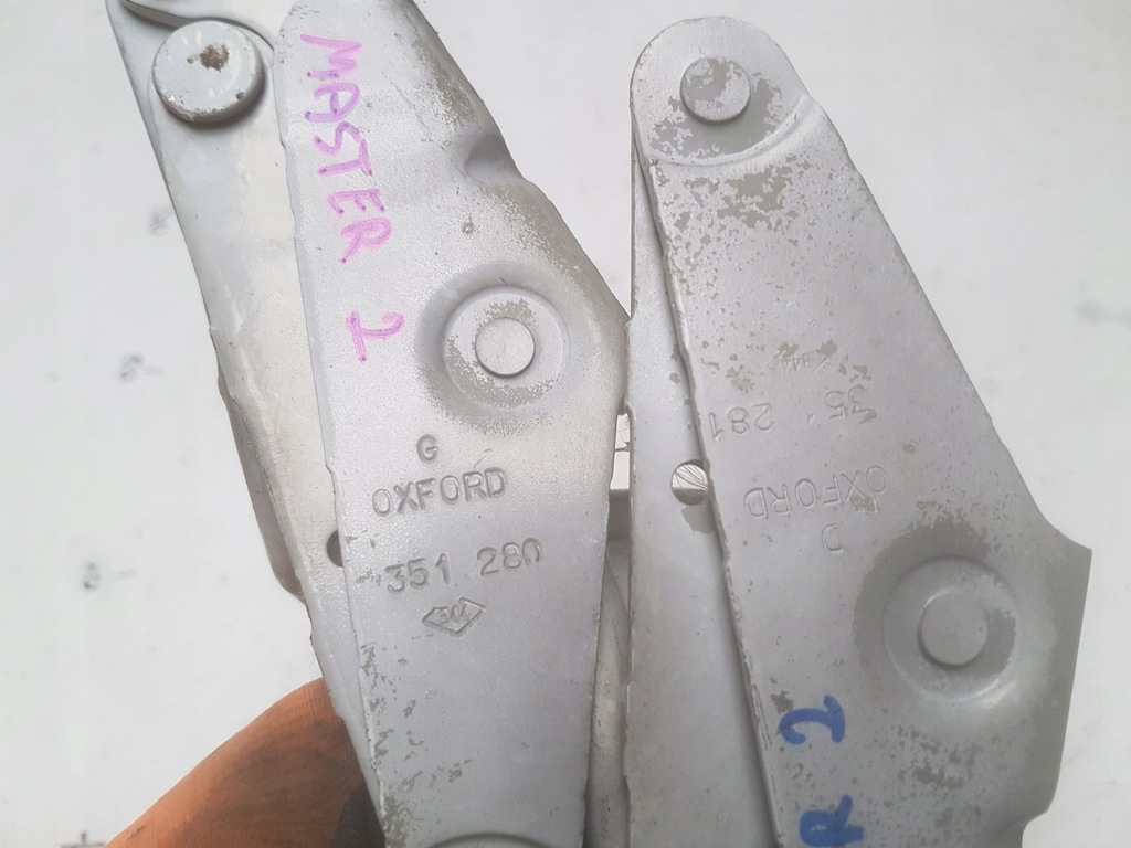 фото №3, Master 2 ii lift 03-10 петли капот комплект белый