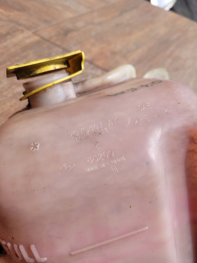 фото №8, Jeep grand cherokee wj 4.0 бачок расширительный