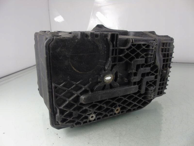 фото №4, Volvo xc60 основание аккумулятор корпус