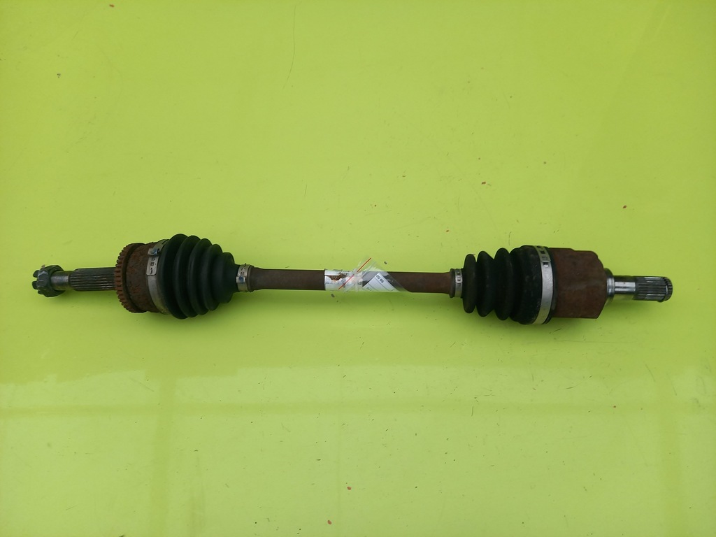 фото №1, Приводной вал левая короткий 1.4 16v hyundai i20 i 08r