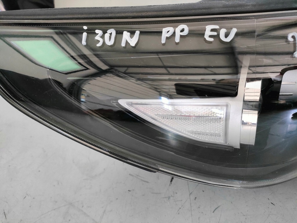 фото №9, Hyundai i30n лампа правый перед europa 92102g4120