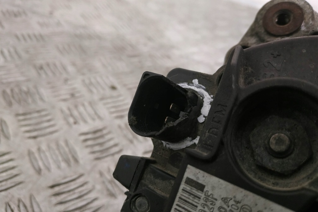 Генератор vw caddy 3 variant 2kb, 2kj, 2cb, 2cj 06f903023f 2.0l дизель Киев