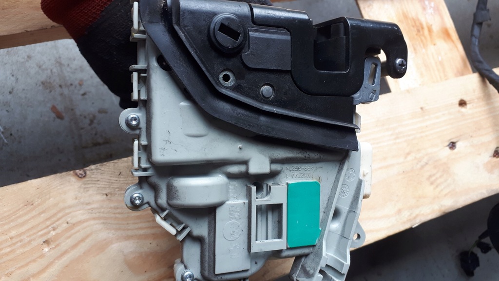 фото №9, Audi оригінальний номер 8k0839016d замок двері