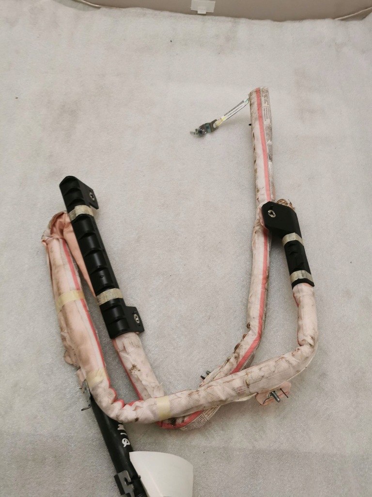 фото №6, Hyundai ioniq шторка безопасности подушка безопасности