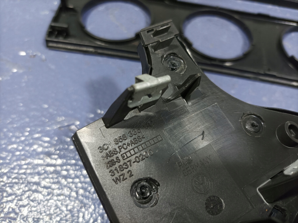 фото №11, Vw passat b6 накладки декоры панели приборная панель eu 3c0858069m