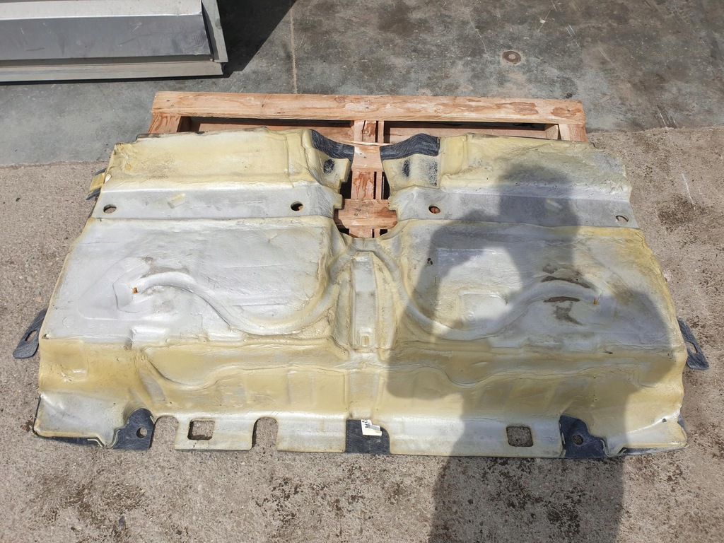 фото №6, Обшивка коврик задняя peugeot 508