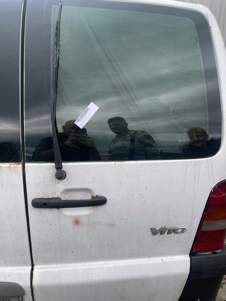 фото №1, Mercedes vito w638 дверь правый задняя 1996-2003