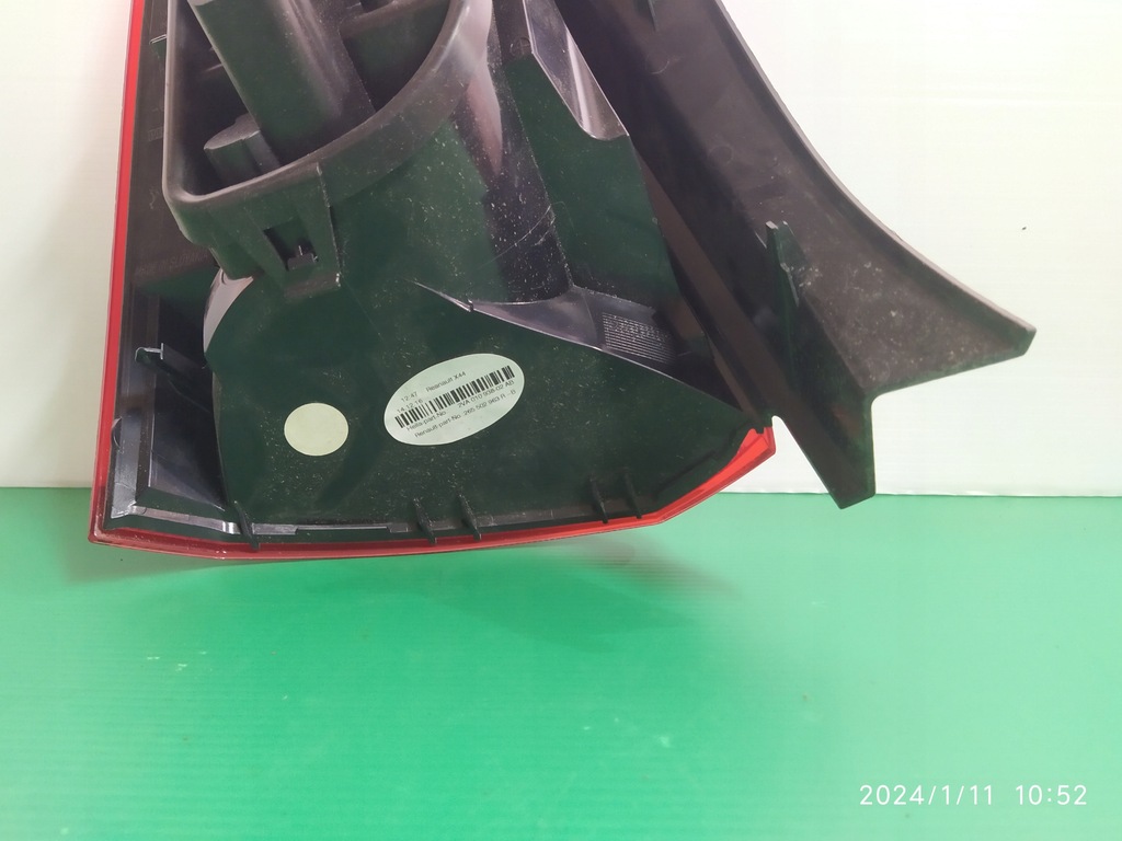 фото №11, Лампа правая задняя twingo ii lift 2011-2015 265502963r