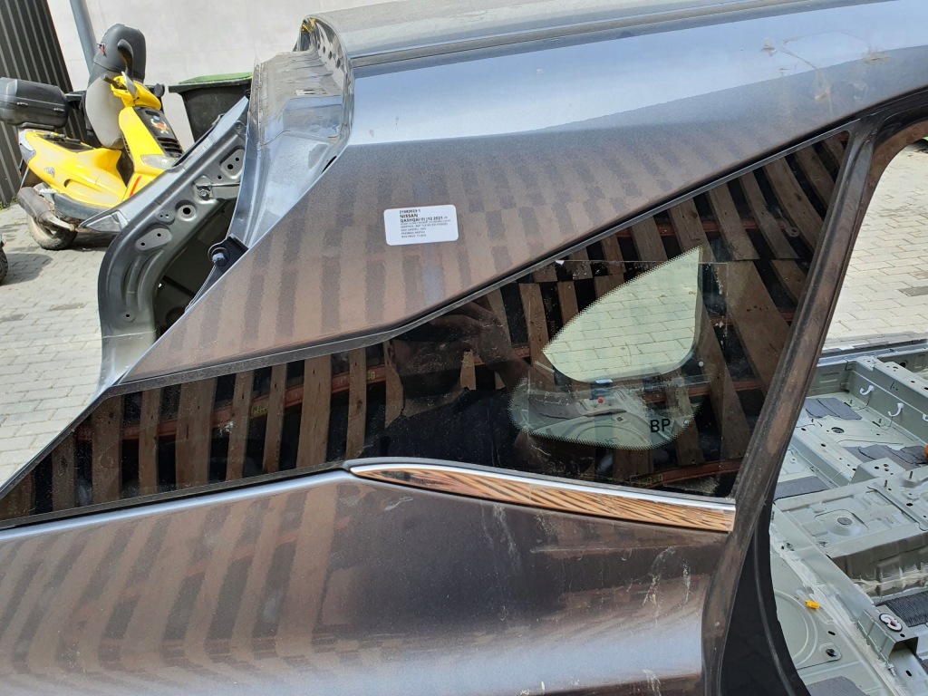 фото №1, Стекло кузовная задняя левая правая qashqai iii j12