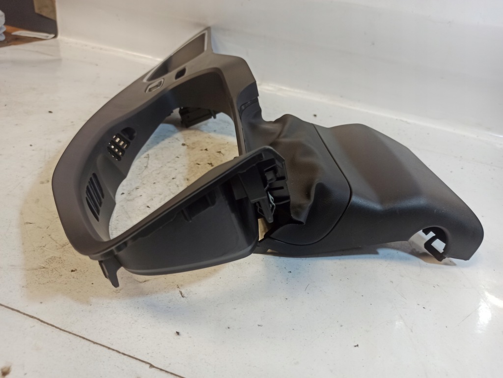 Volvo v40 ii r-design 2014 рамка корпус спідометра дисплея 31393363 Недорого