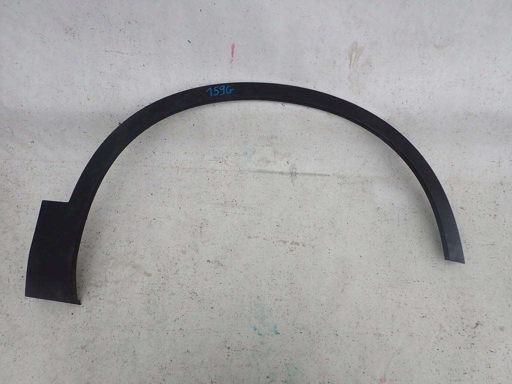 фото №1, Volvo xc40 17- молдинг накладка правий перед