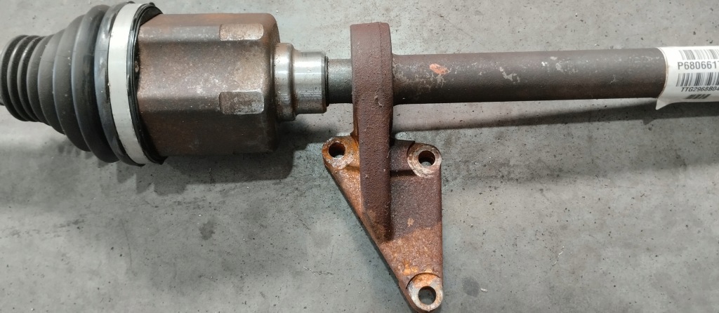 Купить Приводной вал правая перед dodge ram promaster 3.6 2014-2021r 68159666aa