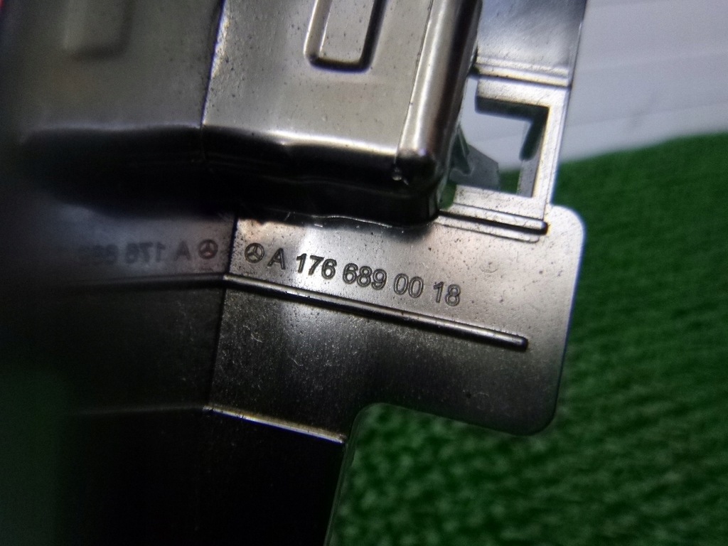 фото №5, Рамка автомагнітола mercedes-benz оригінальний номер a1766890018