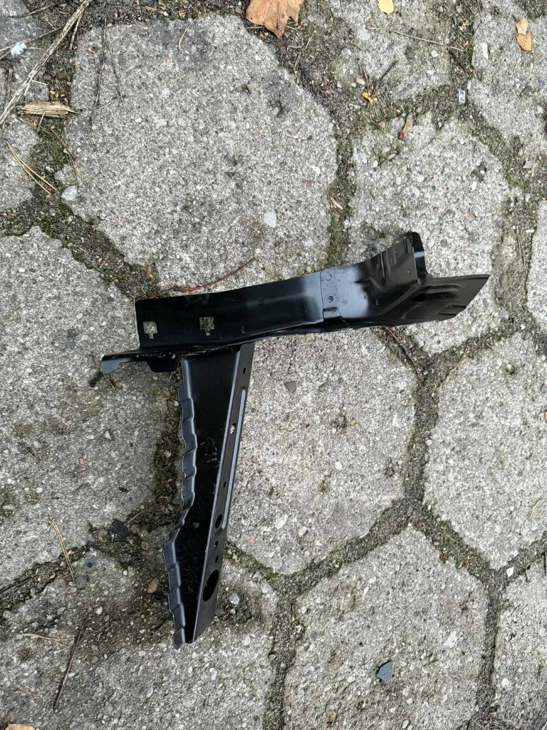 Купити Лонжерон опорний підкрилок лівий bmw f20 f30